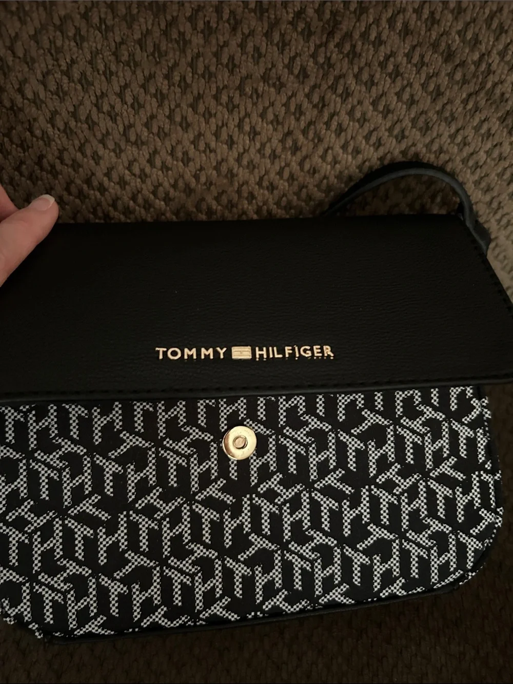 Tommy Hilfiger Black and White Monogram Crossbody Bag - Picture 4 of 8